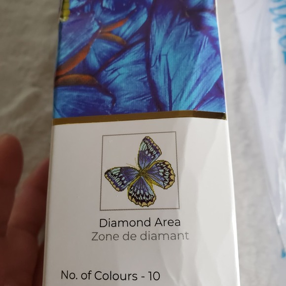 Diamond Dotz 15-inch Silver Flutter Painting Kit - Picture 6 of 6